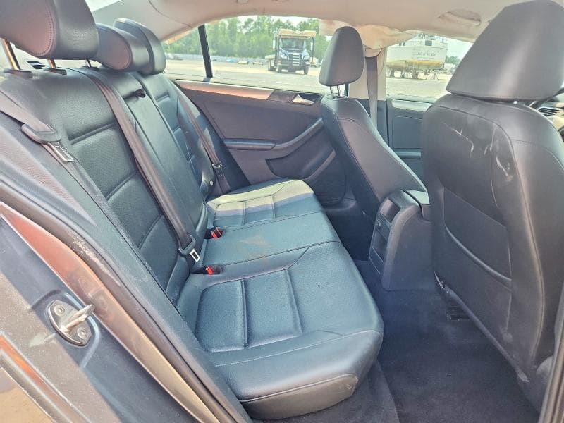 2017 VOLKSWAGEN JETTA SE 10