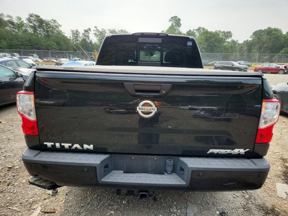 2018 NISSAN TITAN S 6