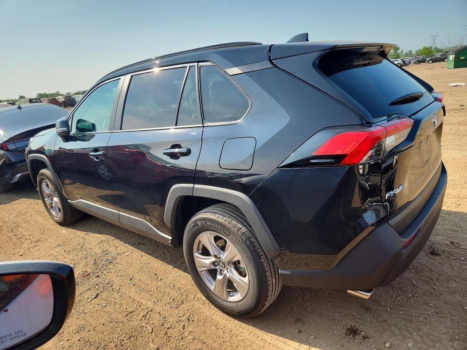 2025 TOYOTA RAV4 XLE XLE 2