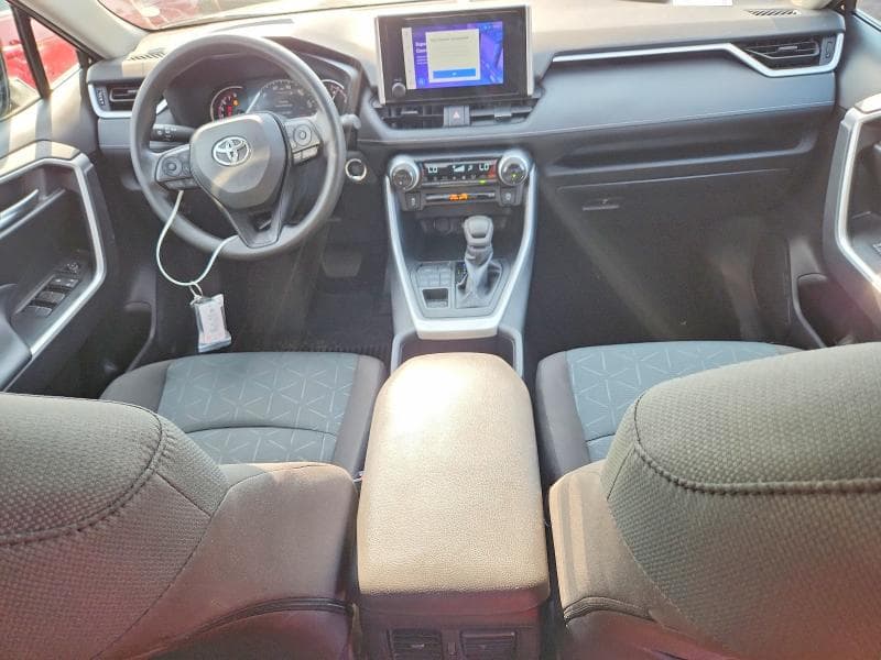 2025 TOYOTA RAV4 XLE XLE 8
