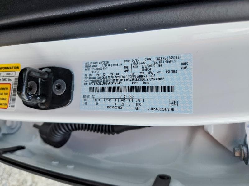 2025 FORD F150 LIGHTNING XLT 12