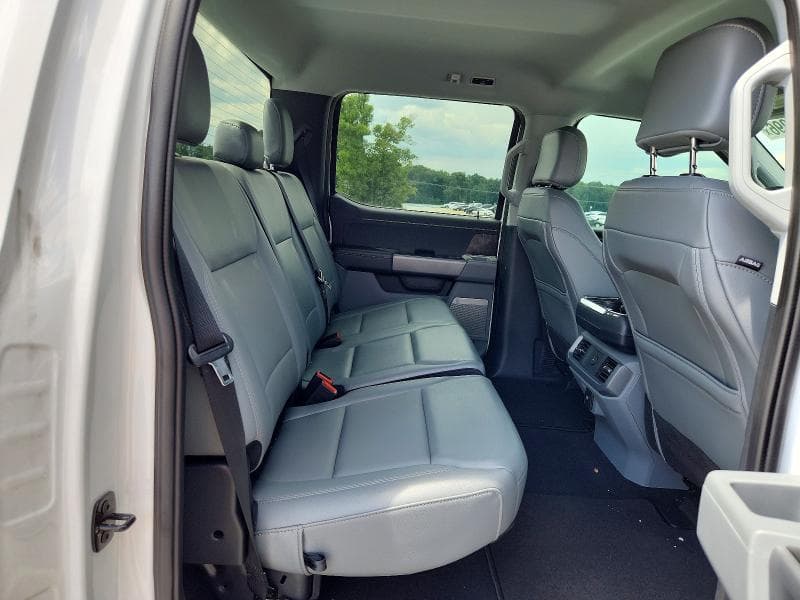 2025 FORD F150 LIGHTNING XLT 10