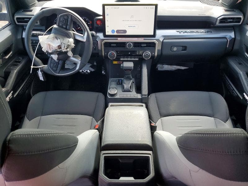 2025 TOYOTA TACOMA TRD SPORT 8