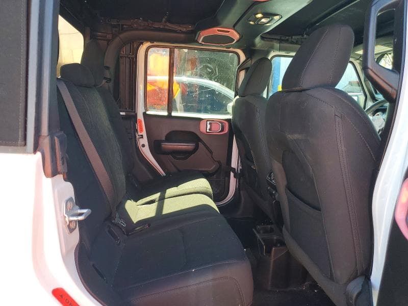 2020 JEEP GLADIATOR SPORT 10