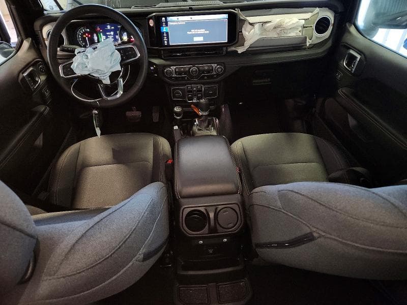 2024 JEEP WRANGLER SAHARA 4XE 8