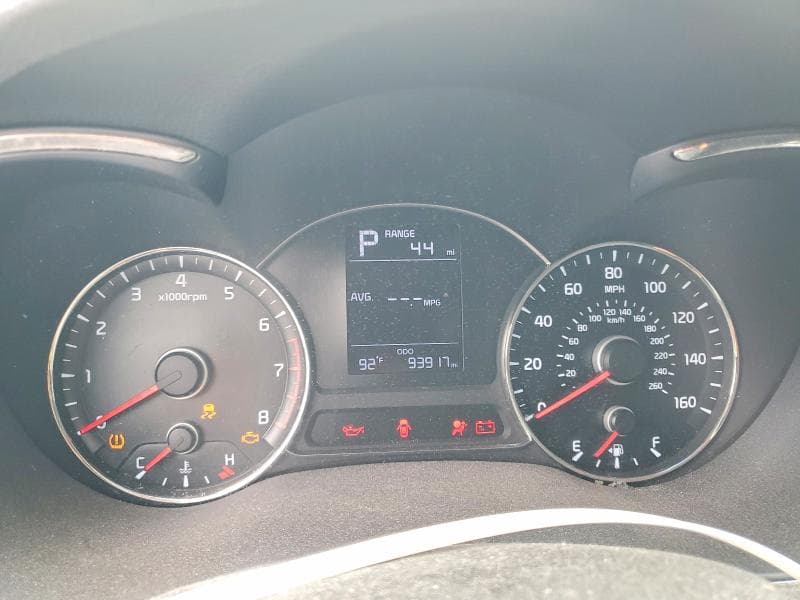 2017 KIA FORTE LX 9