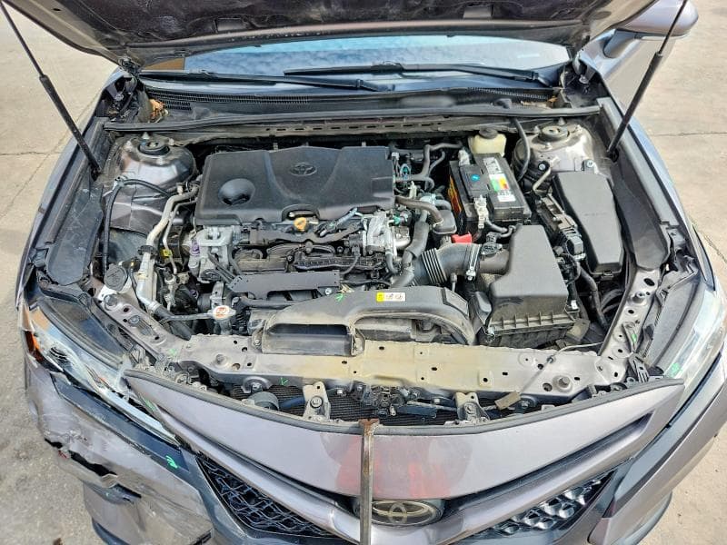 2018 TOYOTA CAMRY XSE 11