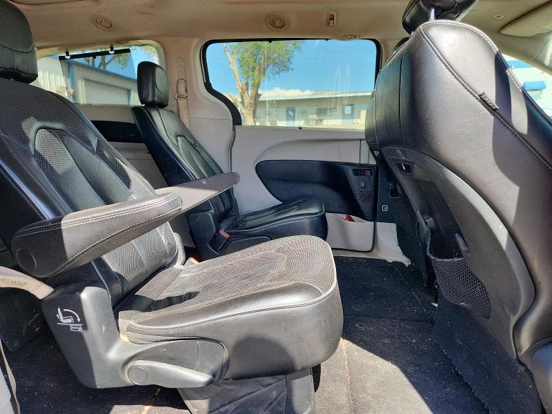 2018 CHRYSLER PACIFICA LIMITED 11