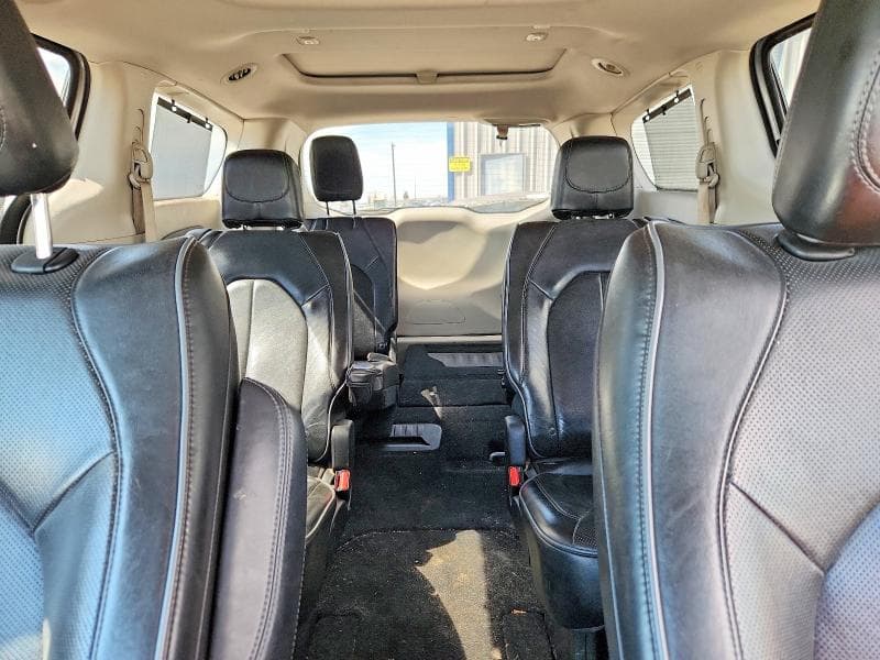 2018 CHRYSLER PACIFICA LIMITED 10