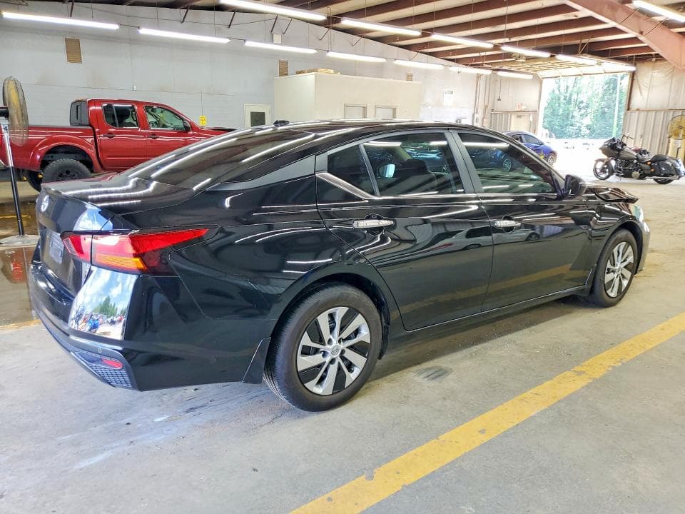 2025 NISSAN ALTIMA S 3