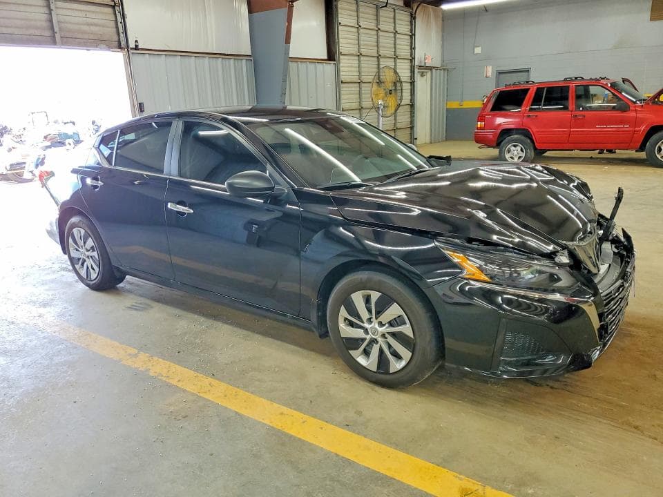 2025 NISSAN ALTIMA S 4