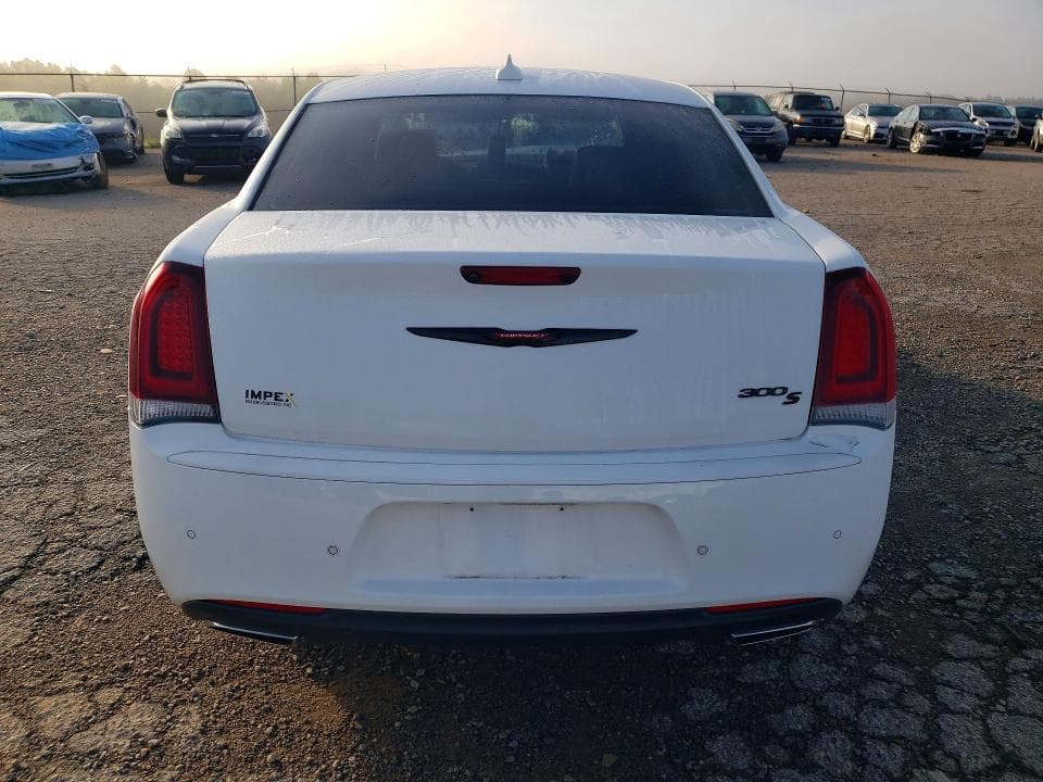 2021 CHRYSLER 300 S 6