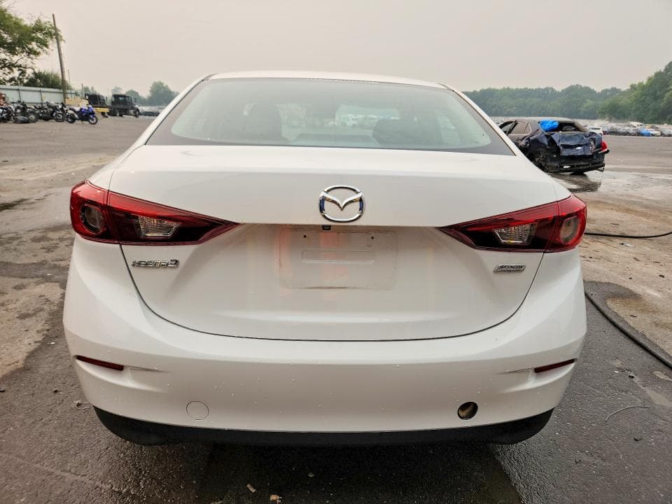 2018 MAZDA 3 SPORT 6
