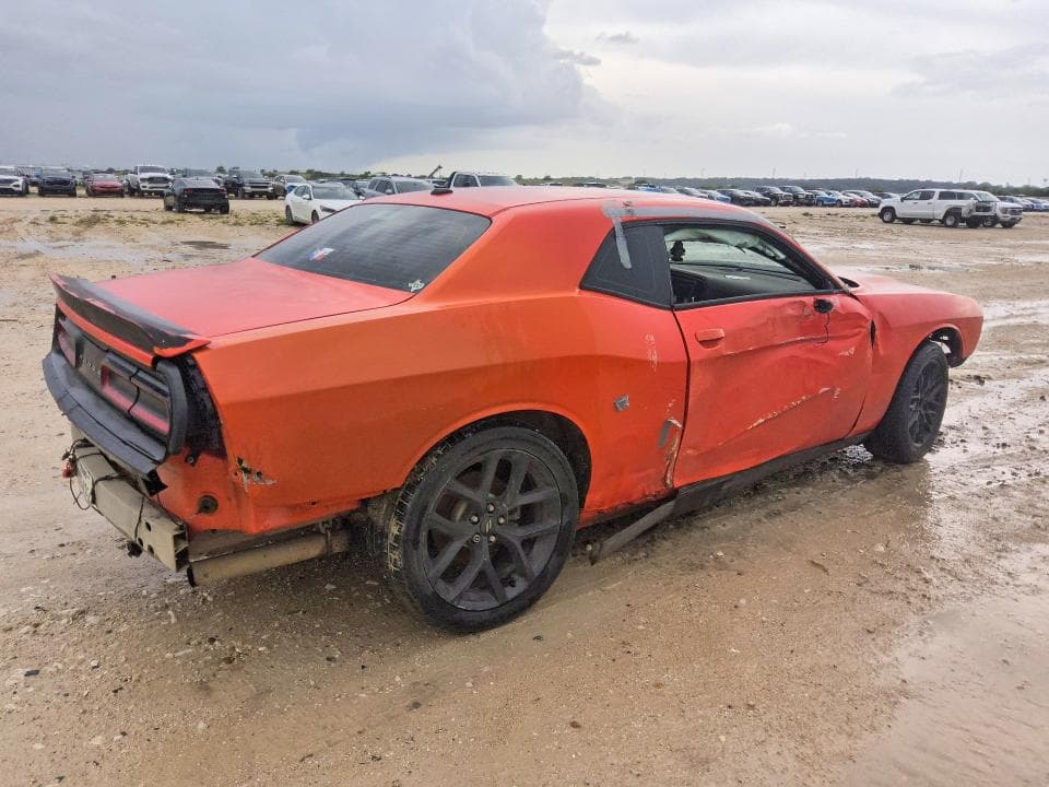 2020 DODGE CHALLENGER SXT 3