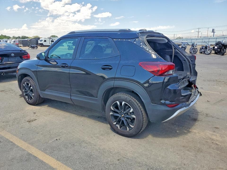 2022 CHEVROLET TRAILBLAZER LT 2