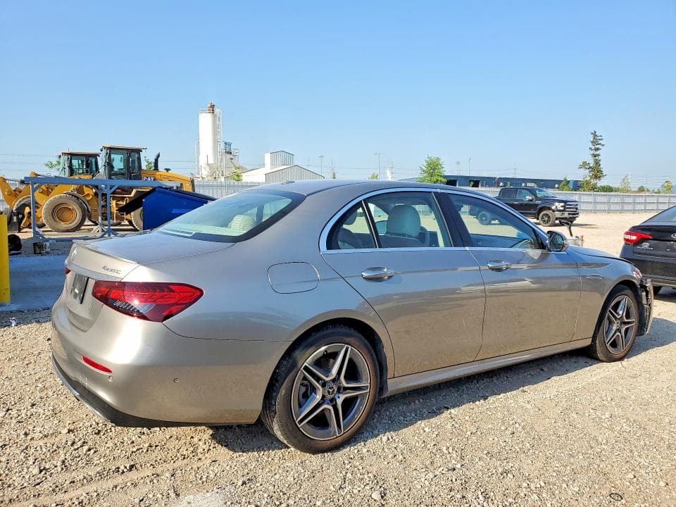 2022 MERCEDES-BENZ E 350 4MATIC 3