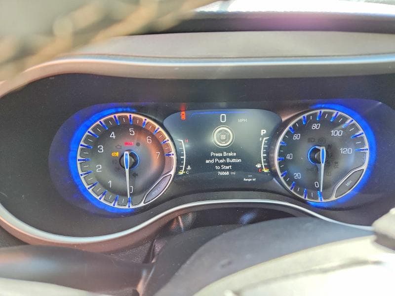 2023 CHRYSLER PACIFICA TOURING L 9