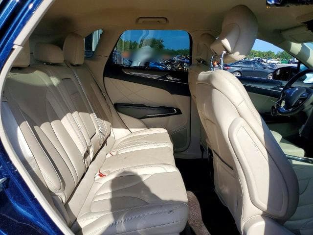 2017 LINCOLN MKC PREMIERE 11
