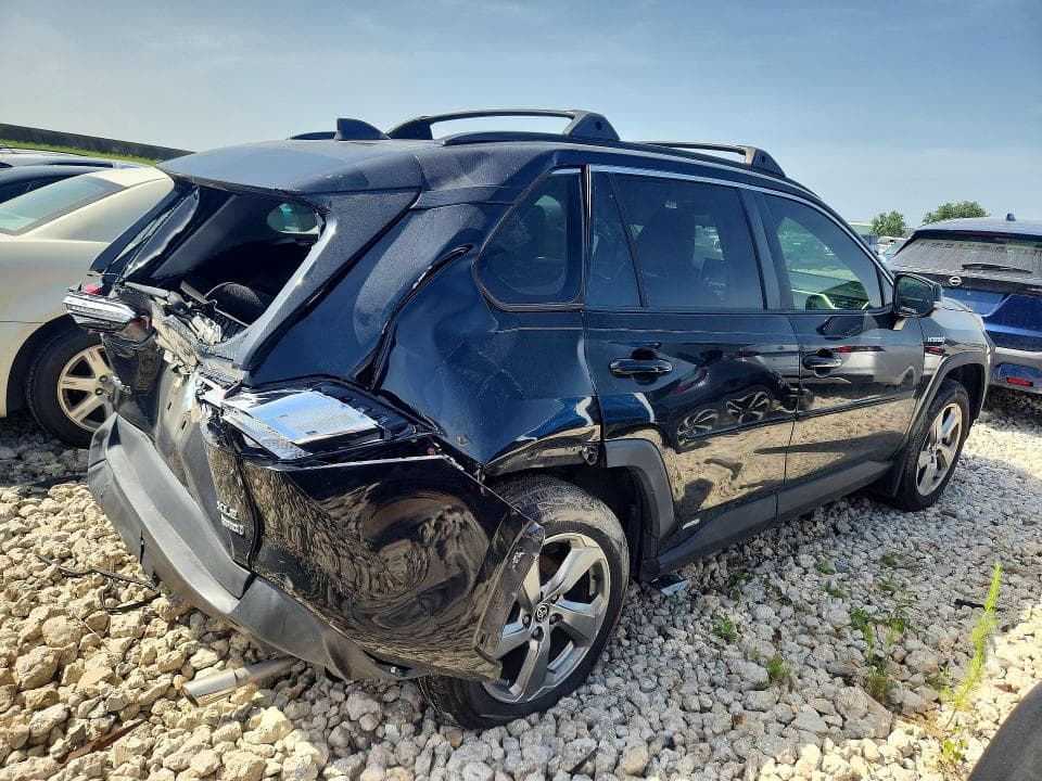 2021 TOYOTA RAV4 HYBRID XLE PREMIUM 3