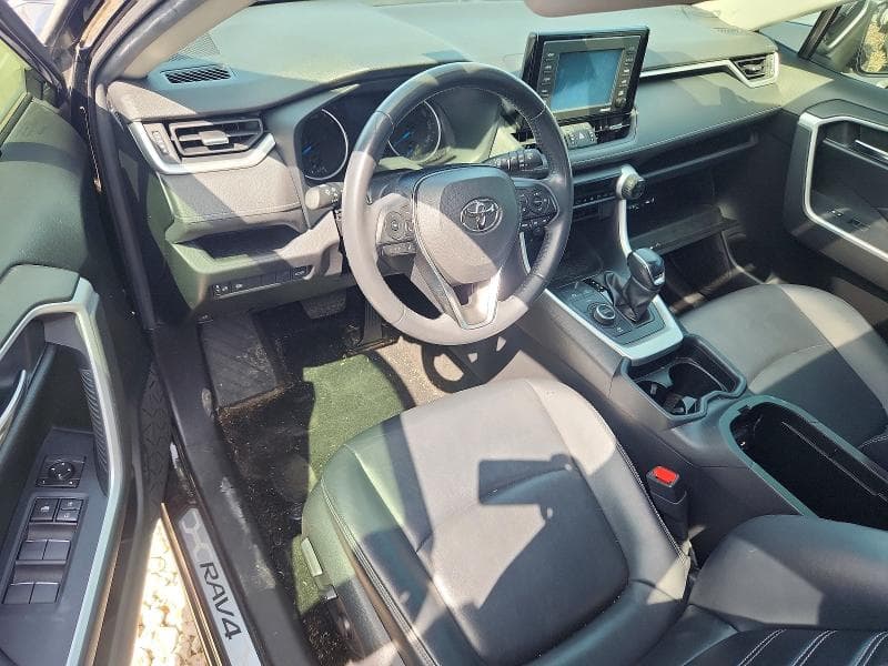 2021 TOYOTA RAV4 HYBRID XLE PREMIUM 8