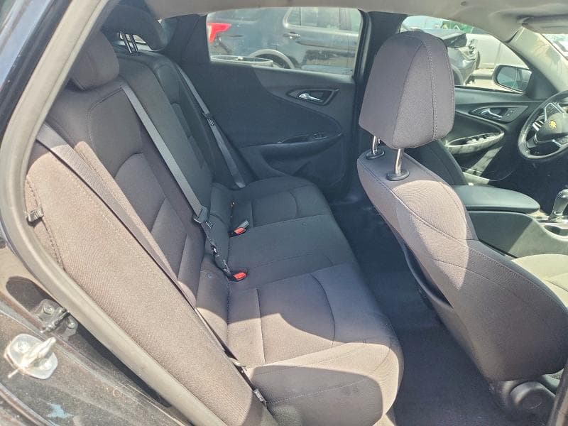 2019 CHEVROLET MALIBU RS 10
