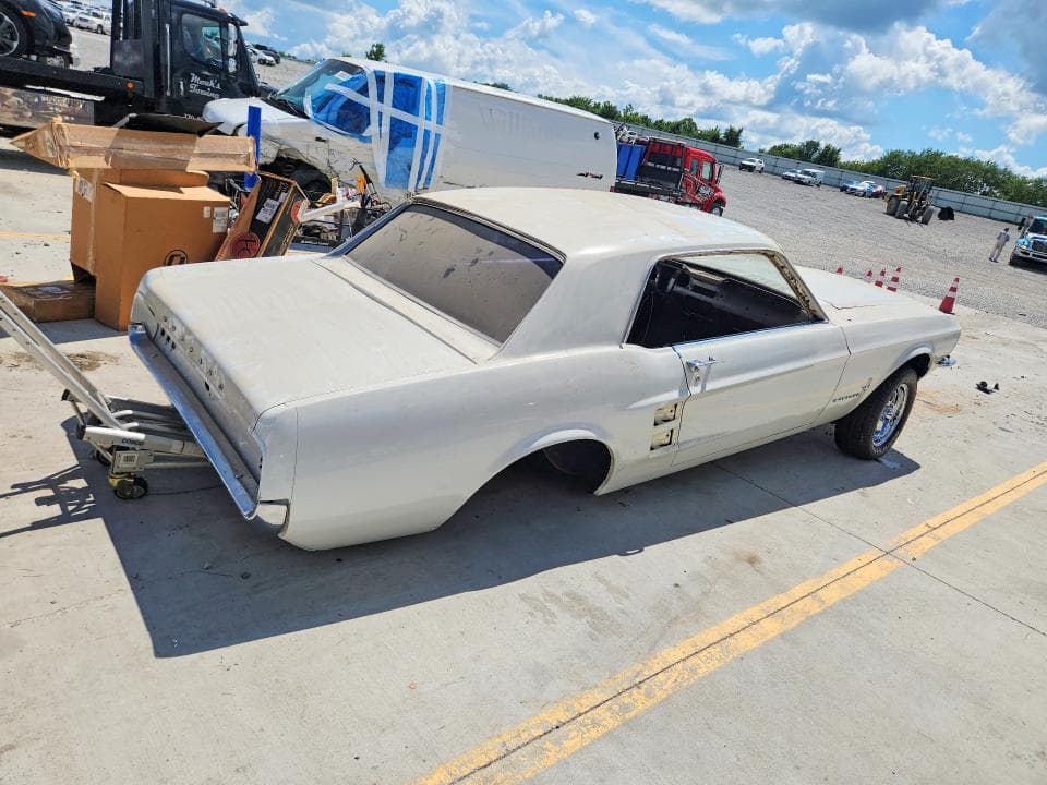 1967 FORD MUSTANG 3
