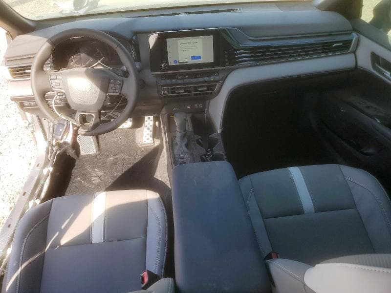 2026 TOYOTA CAMRY SE 8