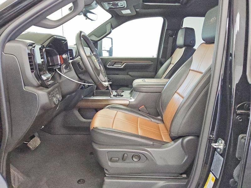 2026 CHEVROLET SILVERADO K3500 HIGH COUNTRY 7