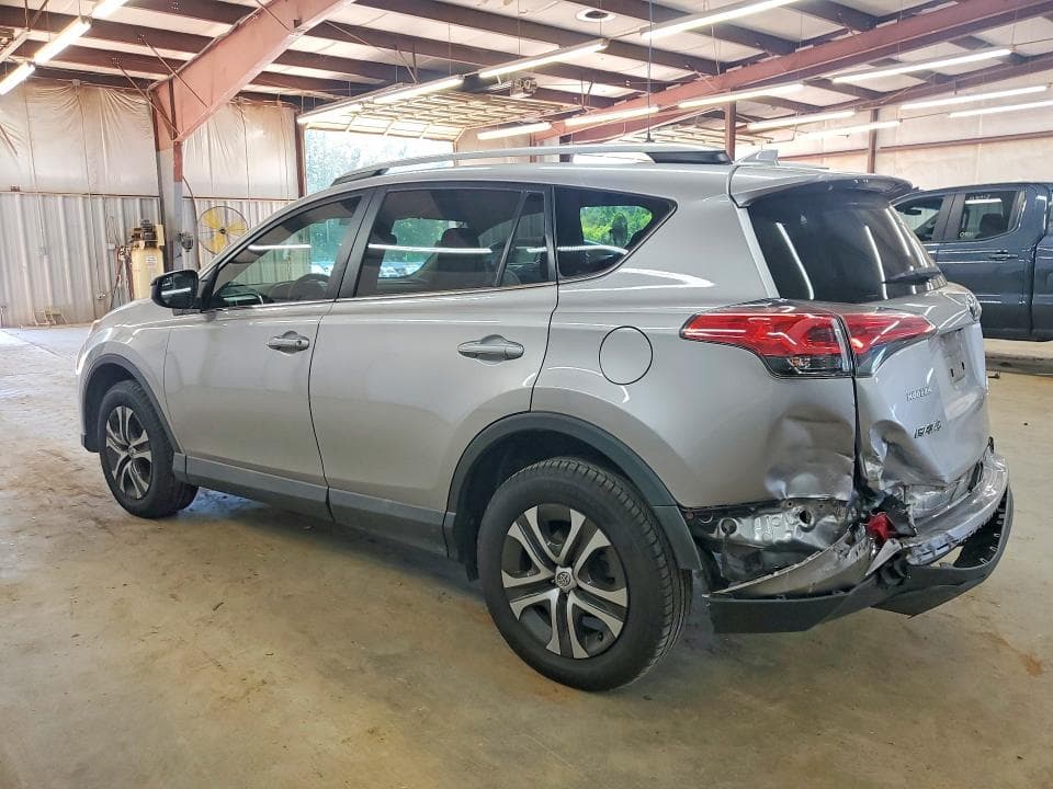 2016 TOYOTA RAV4 LE 2
