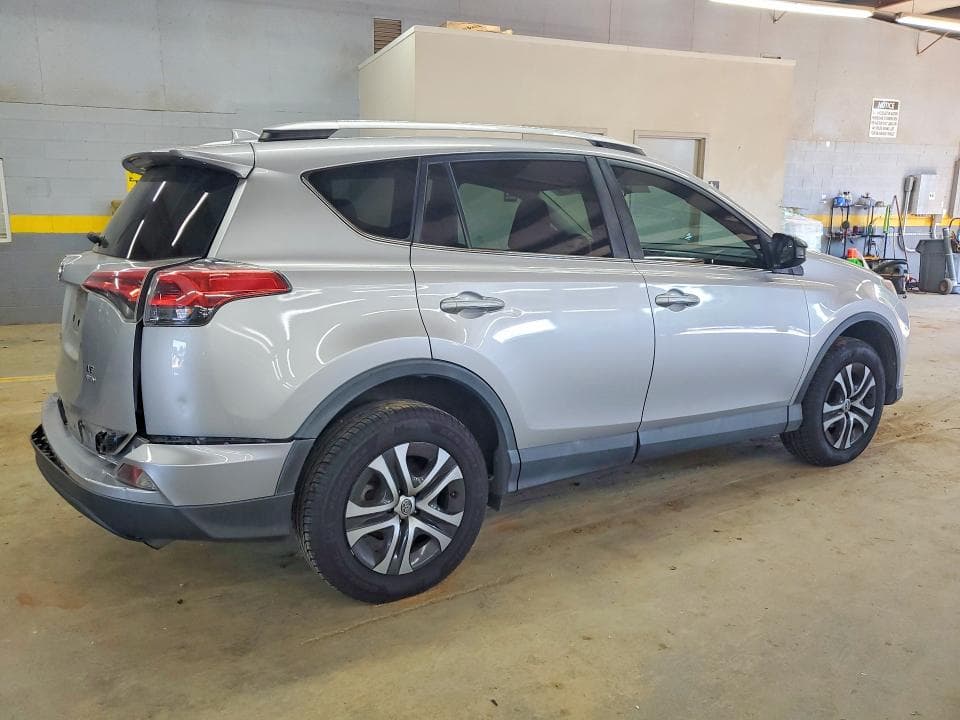 2016 TOYOTA RAV4 LE 3
