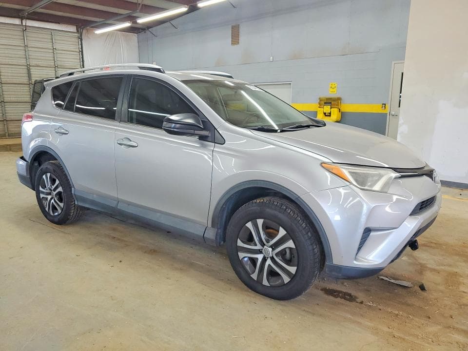 2016 TOYOTA RAV4 LE 4