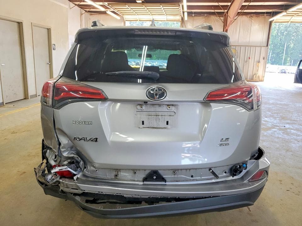 2016 TOYOTA RAV4 LE 6