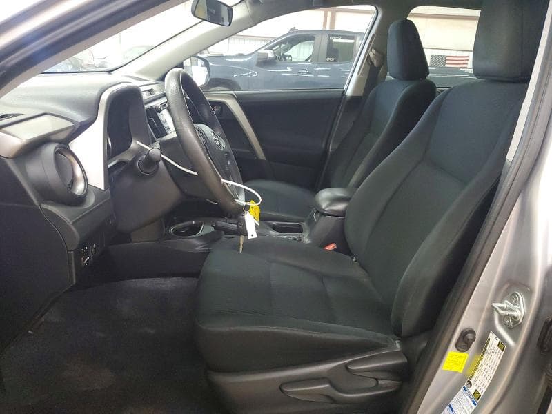 2016 TOYOTA RAV4 LE 7