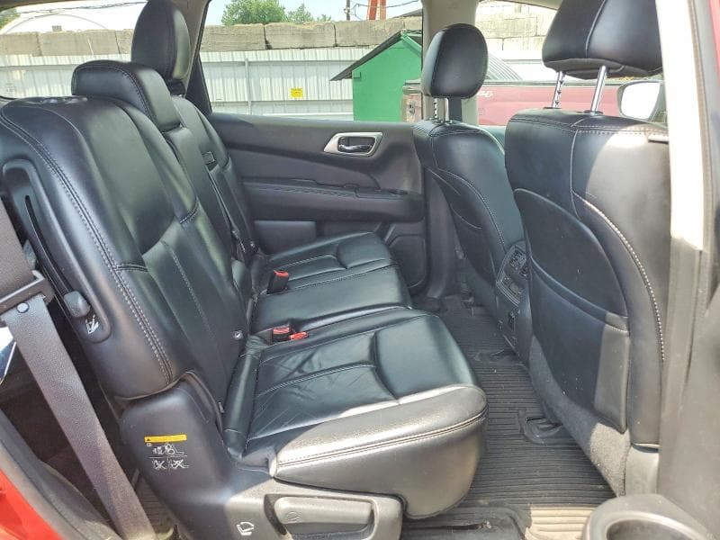 2017 NISSAN PATHFINDER SL 11