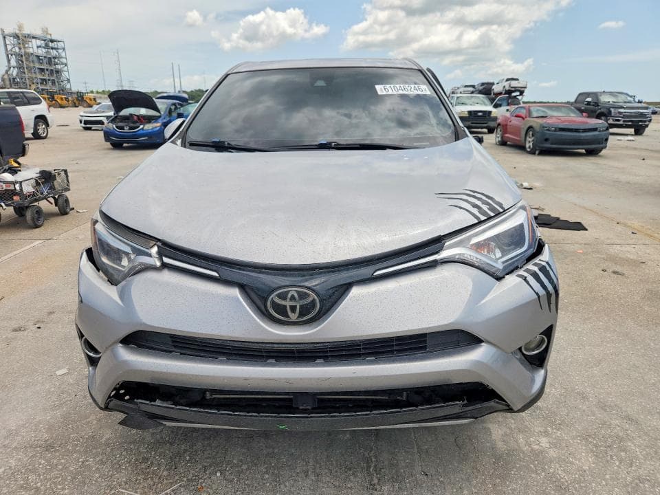 2018 TOYOTA RAV4 LIMITED 5
