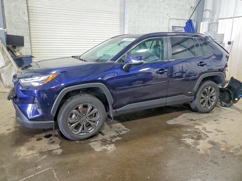 2024 TOYOTA RAV4 XLE PREMIUM - 1