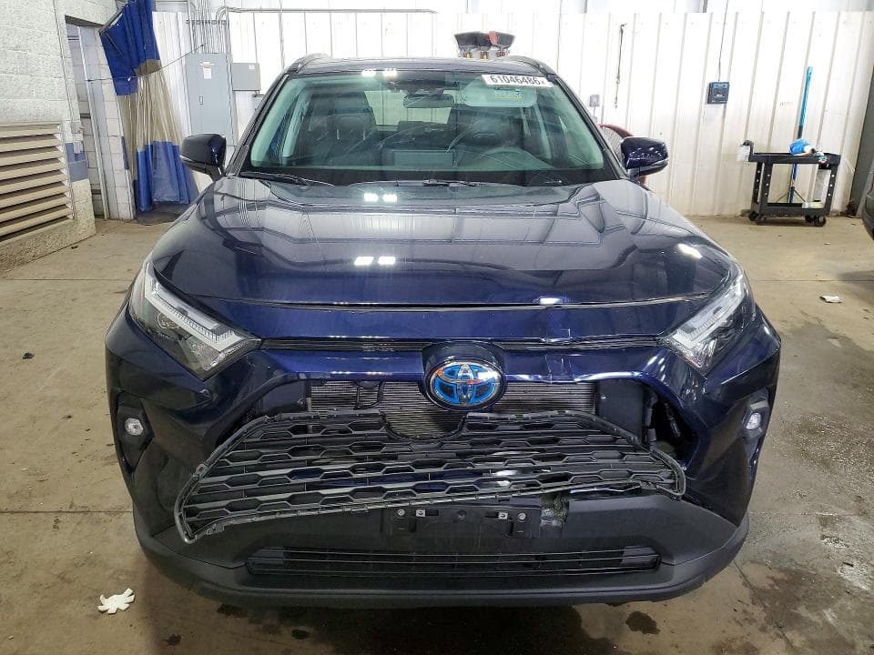2024 TOYOTA RAV4 XLE PREMIUM 5