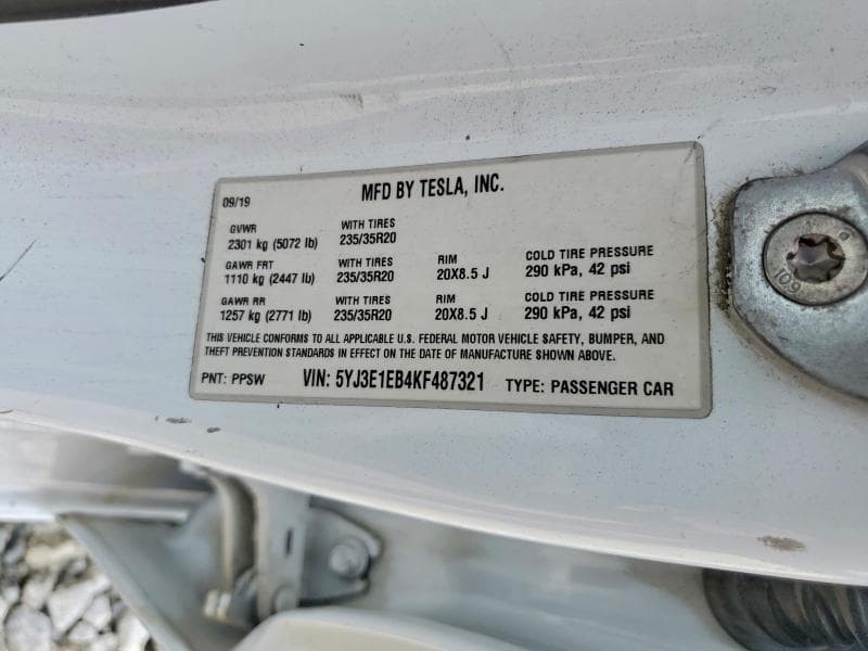 2019 TESLA MODEL 3 12