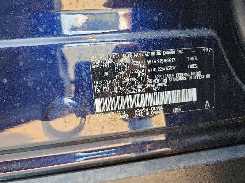2025 TOYOTA RAV4 XLE 13