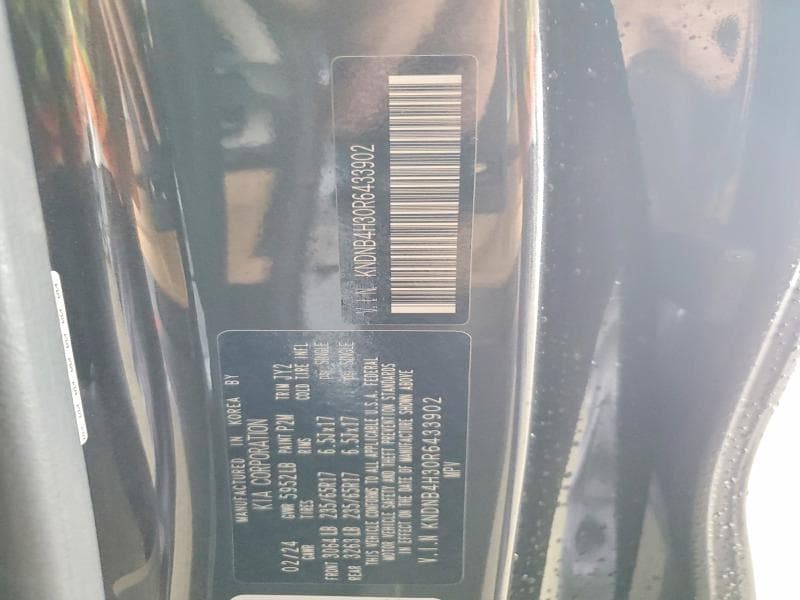 2024 KIA CARNIVAL LX LX 13