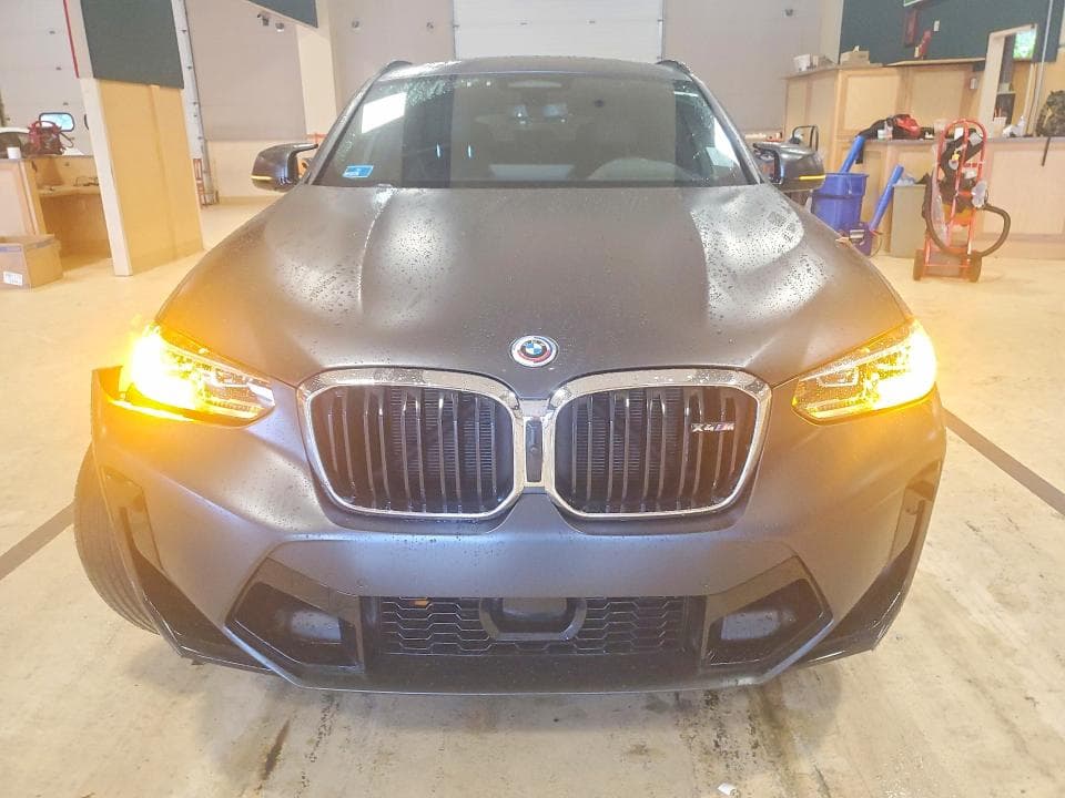 2023 BMW X4 M 5
