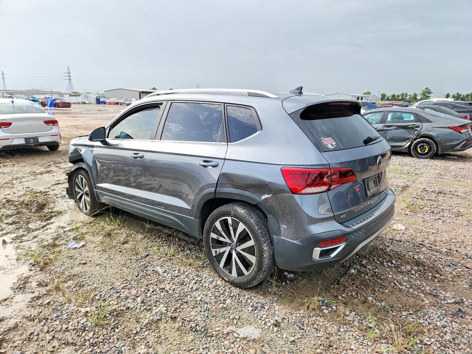 2022 VOLKSWAGEN TAOS SE 2