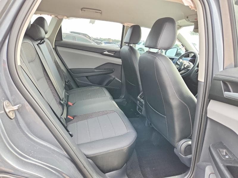 2022 VOLKSWAGEN TAOS SE 11