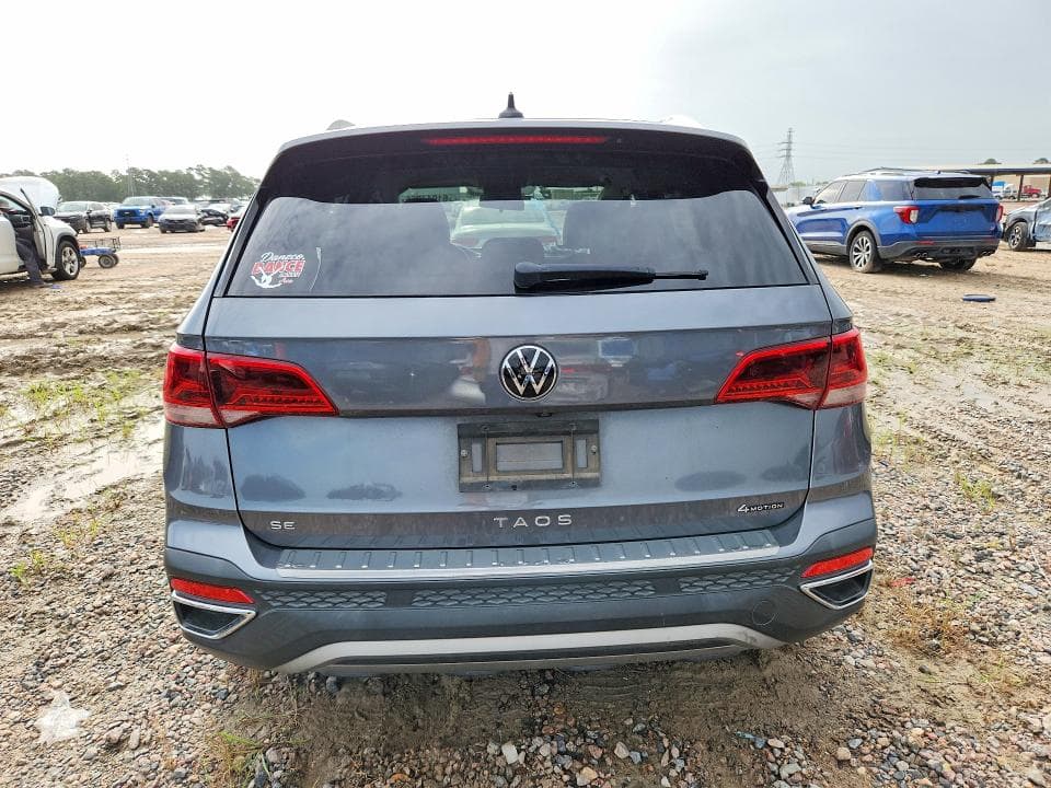 2022 VOLKSWAGEN TAOS SE 6