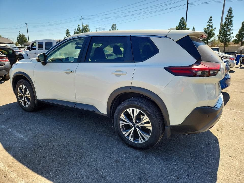 2023 NISSAN ROGUE SV 2