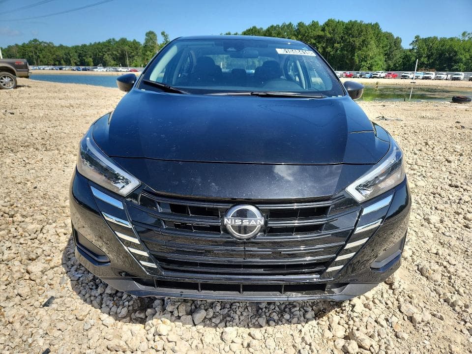 2025 NISSAN VERSA SV 5