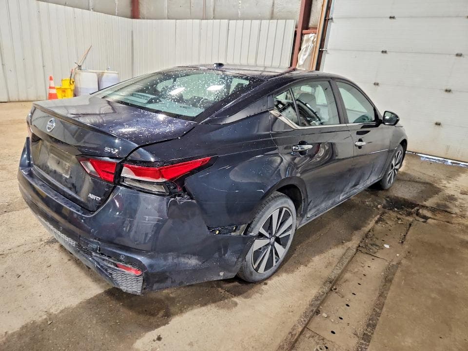 2021 NISSAN ALTIMA SV SV 3
