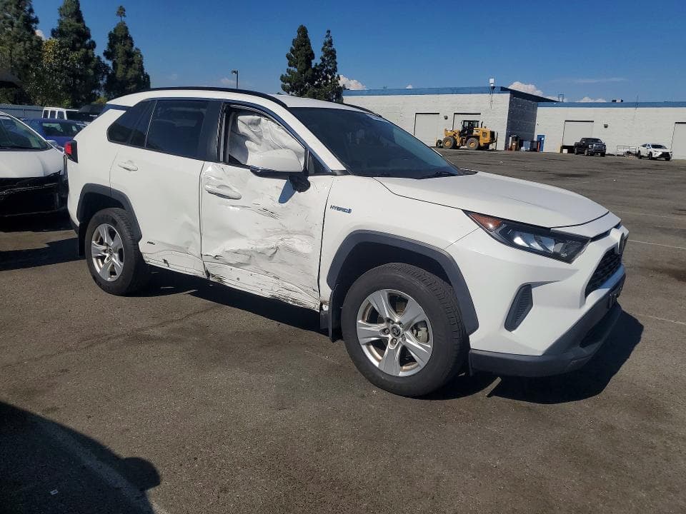 2021 TOYOTA RAV4 LE 4
