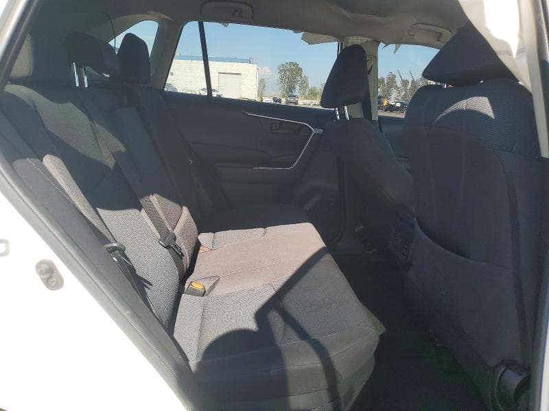 2021 TOYOTA RAV4 LE 10