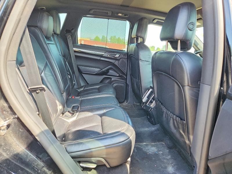 2017 PORSCHE CAYENNE 11